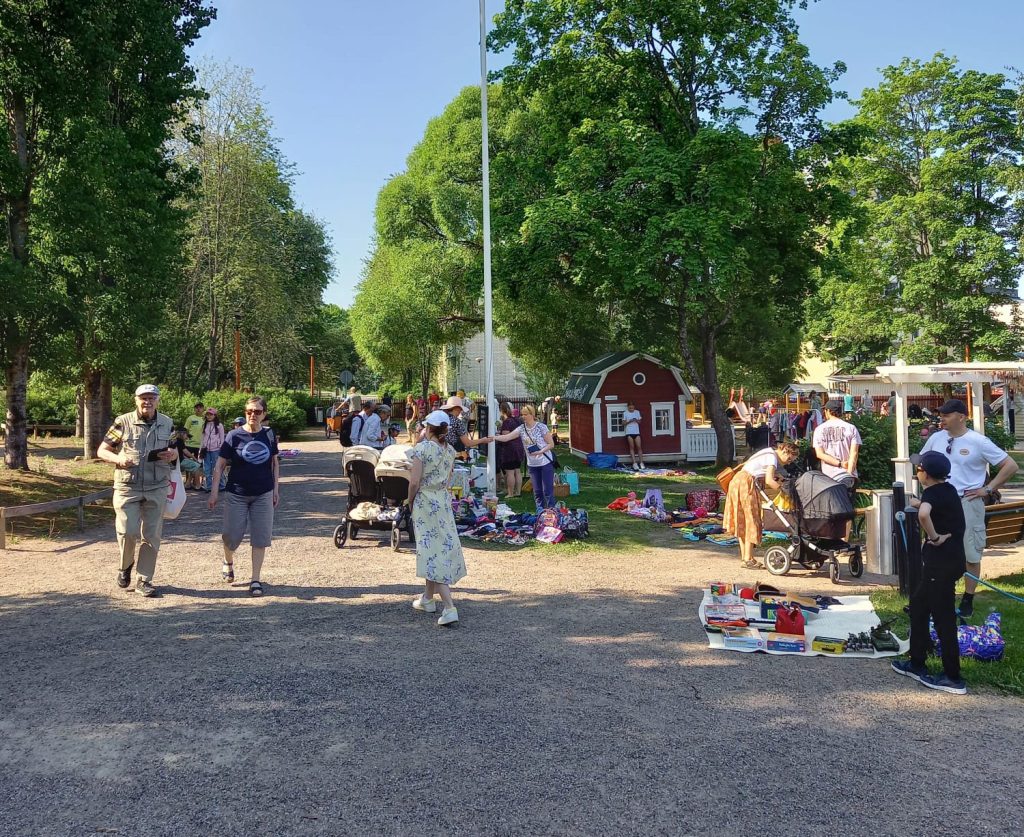 Lasten Kesä: Vilttikirppis